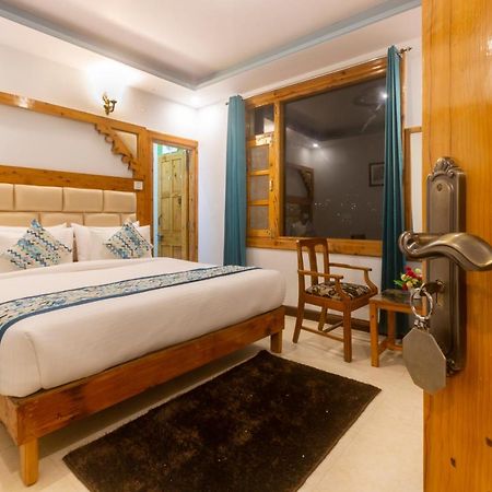 Golden Oak Bed & Breakfast Shimla Exterior photo