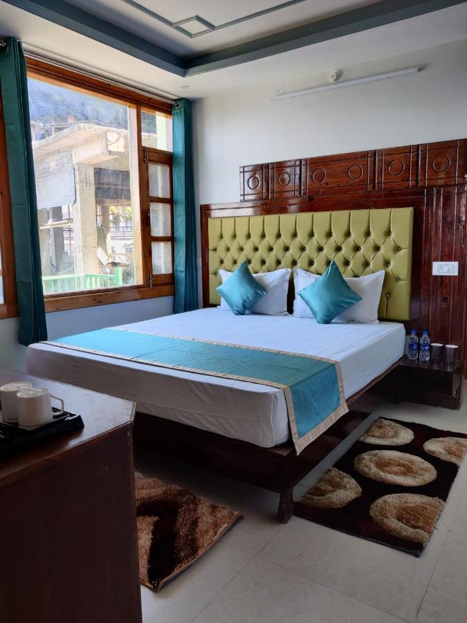 Golden Oak Bed & Breakfast Shimla Exterior photo