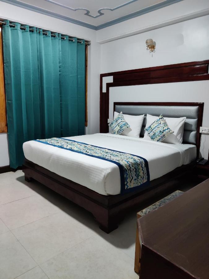Golden Oak Bed & Breakfast Shimla Exterior photo